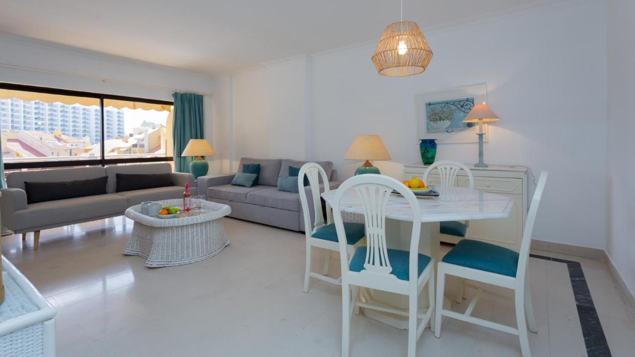 Marina 2Bdr Apartment With Balcony & Pool - 5Min From Beach By Lovelystay 쿼테이라 외부 사진