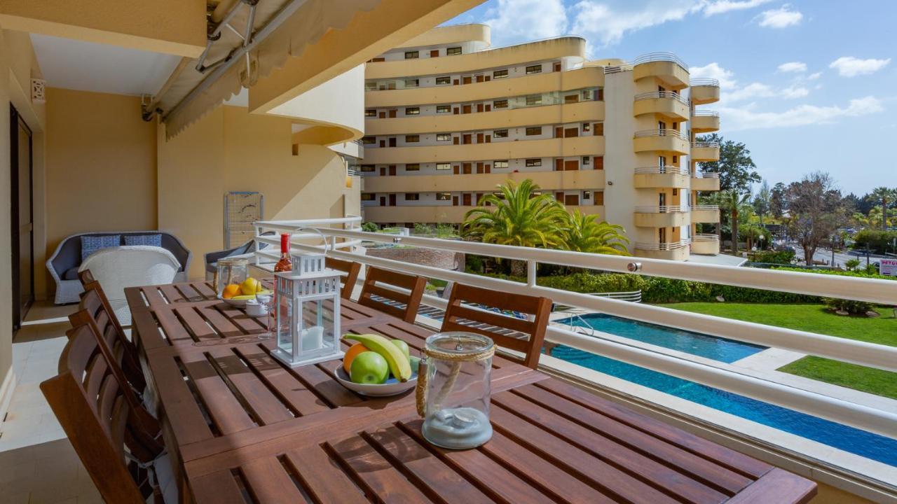 Marina 2Bdr Apartment With Balcony & Pool - 5Min From Beach By Lovelystay 쿼테이라 외부 사진